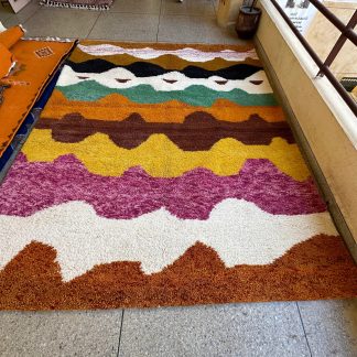 Colorful wave handmade carpet