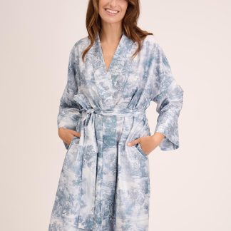 Printed tie robe
