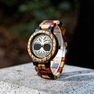 Wood watch with tree of life pattern dial
