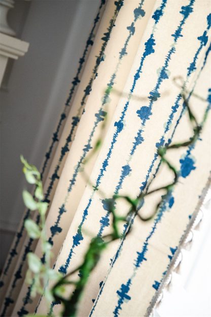 Artistic striped tassel curtains - Image 4