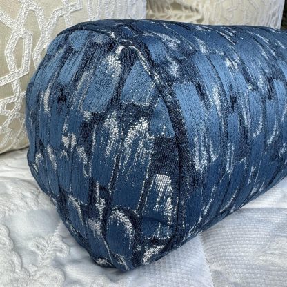 Retro woven long pillow - Image 3