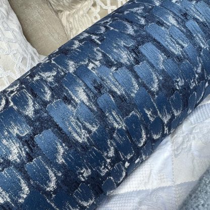 Retro woven long pillow - Image 2