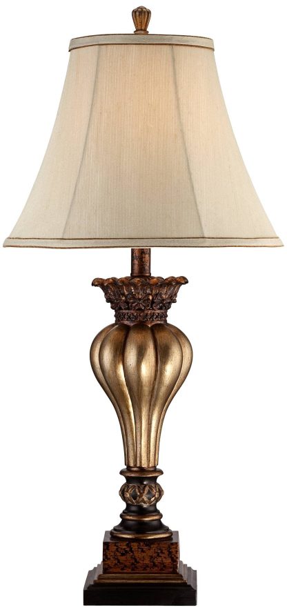 European retro metal table lamp