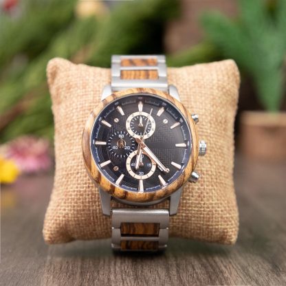 Multifunctional watch with wooden and steel strap - Image 7