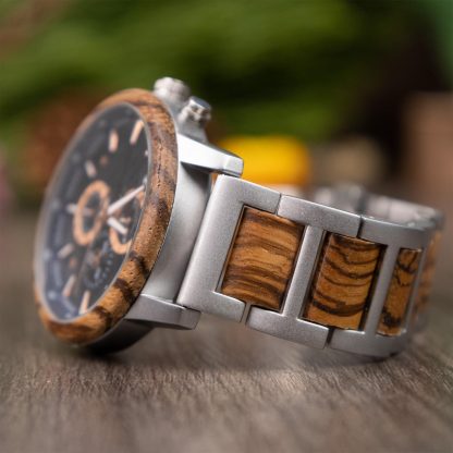 Multifunctional watch with wooden and steel strap - Image 5