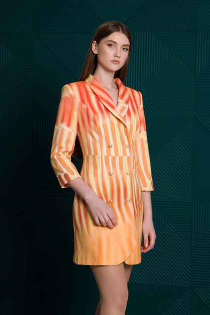 Gradient orange striped skirt suit - Image 6