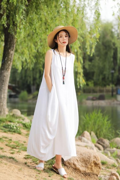 White sleeveless dress - Image 4