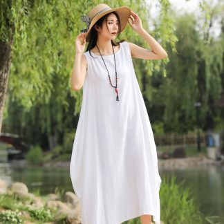 White sleeveless dress