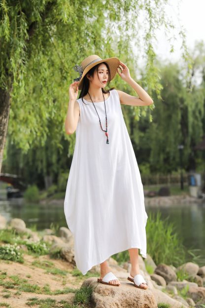 White sleeveless dress