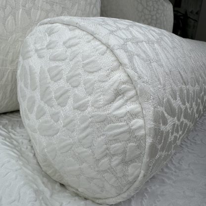 Cylindrical pillow - Image 2