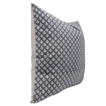 Geometric leaf jacquard pillowcase - Image 2