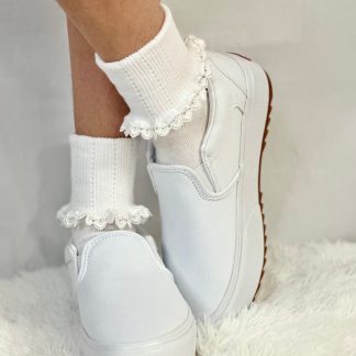 Pearl lace socks