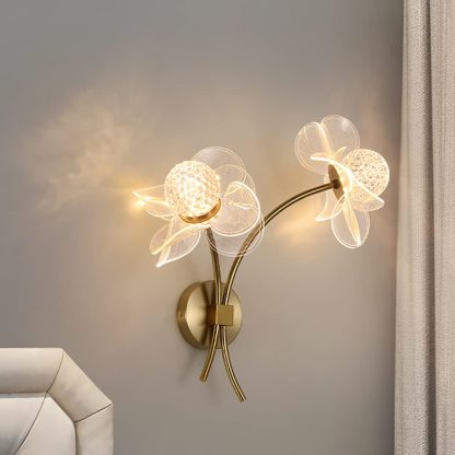 Flower shape wall lamp