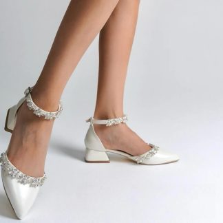 Pearl and rhinestone wedding shoes