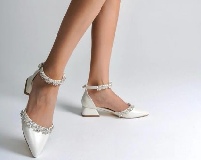 Pearl and rhinestone wedding shoes