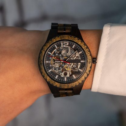 Hollow mechanical wooden watch - Image 5