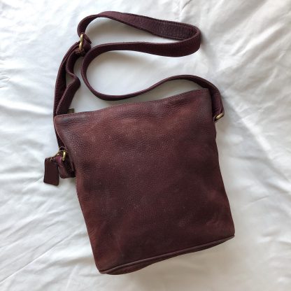 Burgundy suede bucket bag - Image 6