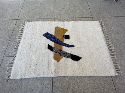 Minimalist art handmade carpet - Image 4