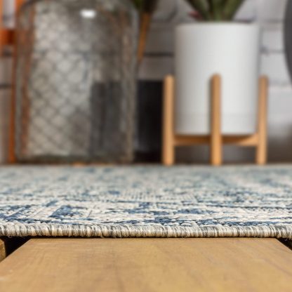 Retro geometric pattern outdoor carpet - Image 2