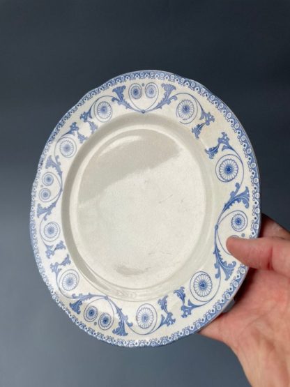 Blue and white porcelain plate with twined branches - Image 2