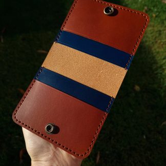Contrast color card holder