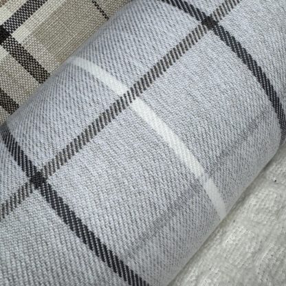 Plaid cylindrical pillow - Image 6