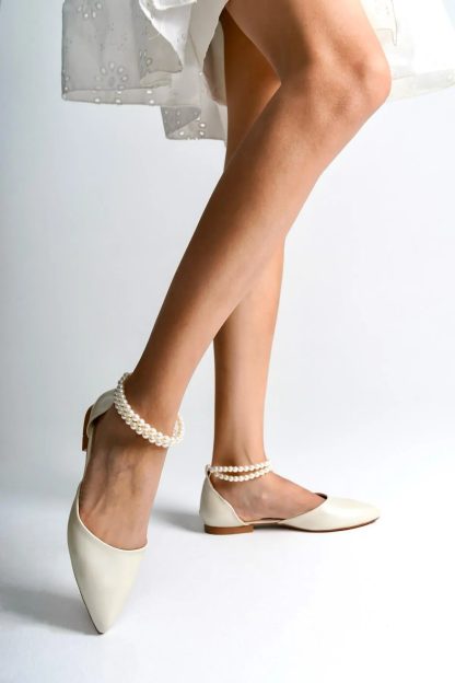 Pearl Ankle Chain Pointed Toe Flats - Image 3