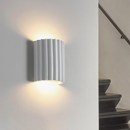 Simple Line LED Wall Light