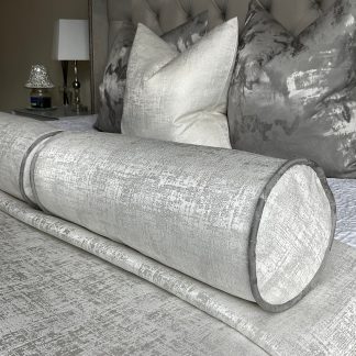 Simple modern wind bed with cylindrical pillow