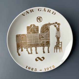 Commemorative art dinner plate