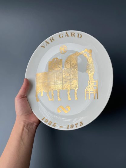 Commemorative art dinner plate - Image 3