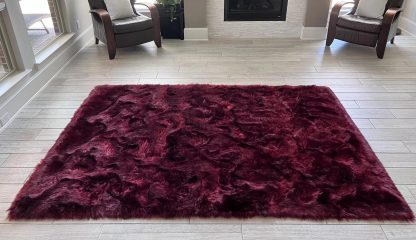 Burgundy faux wool carpet - Image 3