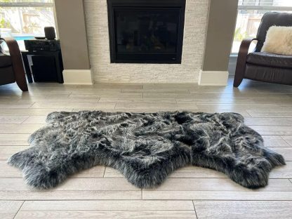 High-end imitation animal skin carpet - Image 5