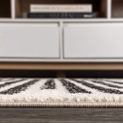 Modern simple striped carpet - Image 8