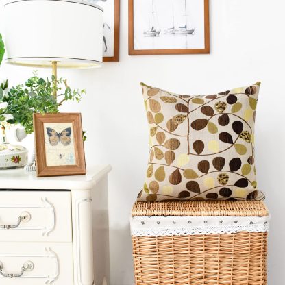 Autumn Leaf Vine Jacquard Pillowcase - Image 6