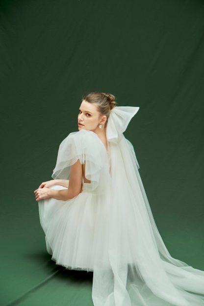 Fantasy shawl dress - Image 2