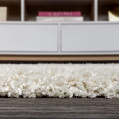 Cream style plush carpet - Image 10