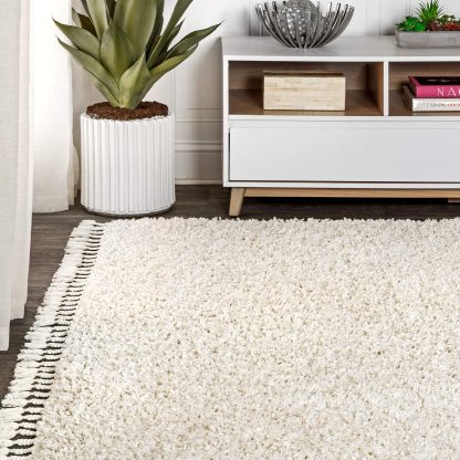 Cream style plush carpet - Image 8