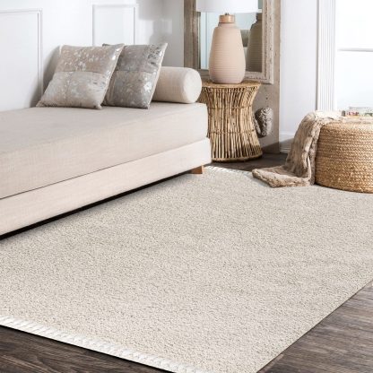 Cream style plush carpet