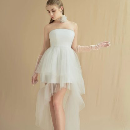 Personalized wedding dress with short front and long back