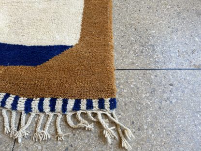 Creative geometric handmade carpet - Image 3