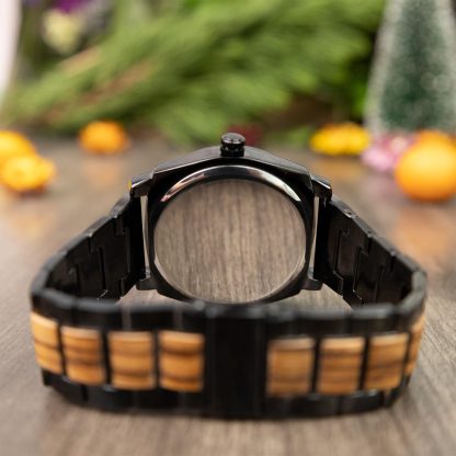Mechanical watch combining wood and steel - Image 5