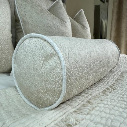 Elegant cylindrical lumbar pillow - Image 7