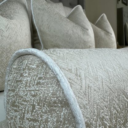 Elegant cylindrical lumbar pillow - Image 5