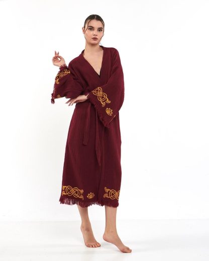Vintage embroidered bathrobe - Image 7