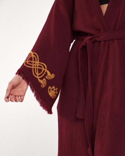 Vintage embroidered bathrobe - Image 6