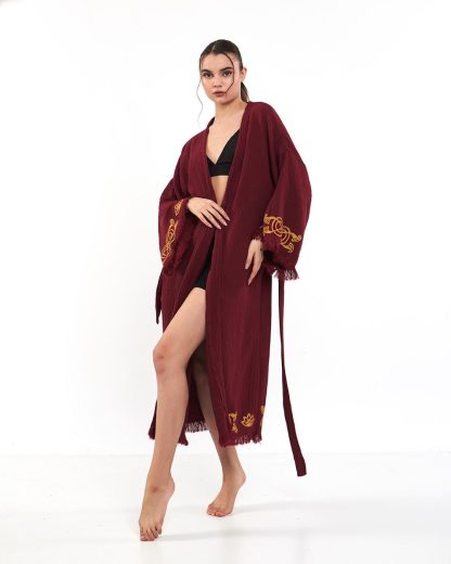 Vintage embroidered bathrobe - Image 5
