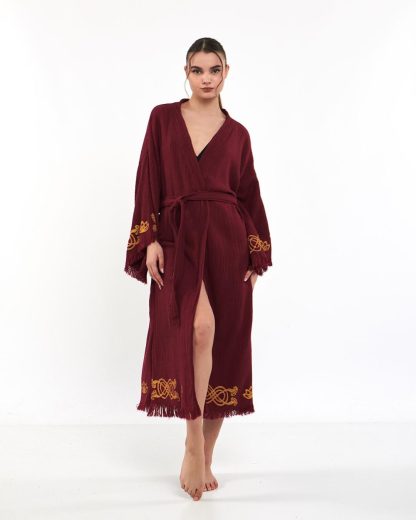 Vintage embroidered bathrobe