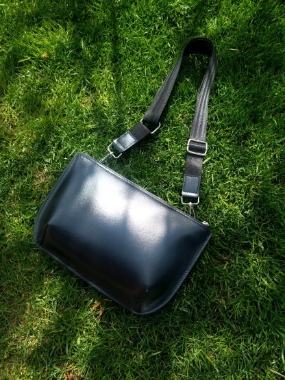 Easy Black Leather Crossbody Bag - Image 2