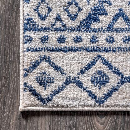 Moroccan geometric rug - Image 2